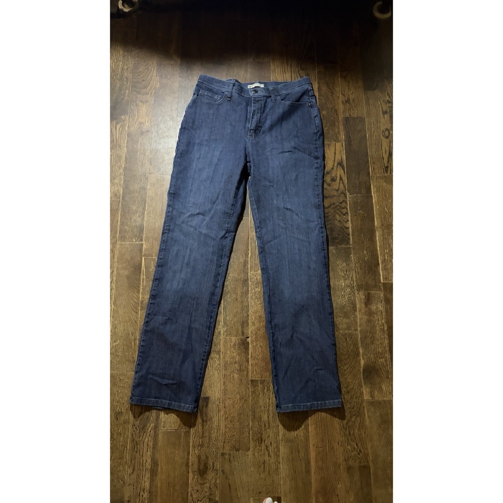 LEE Classic Fit Straight Leg At The Waist Size 12 Med. Jeans Blue  Exselent con.